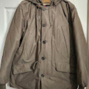 Eddie Bauer Men's XL Army Green Puffer Down Jacket Full Zip And Button Front